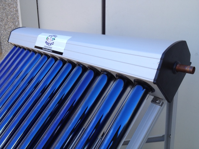 PANNELLO SOLARE SOTTOVUOTO CON 15 TUBI  HEAT PIPE